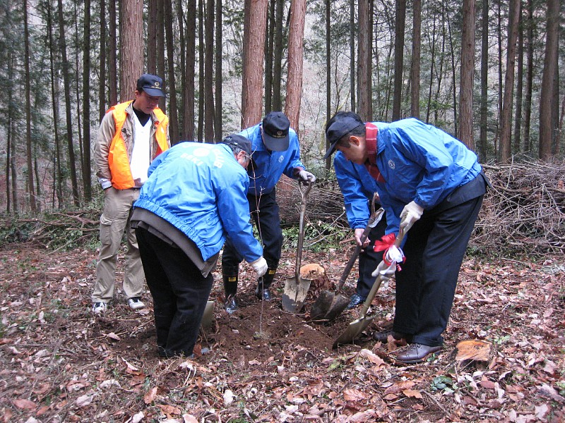 2012020304