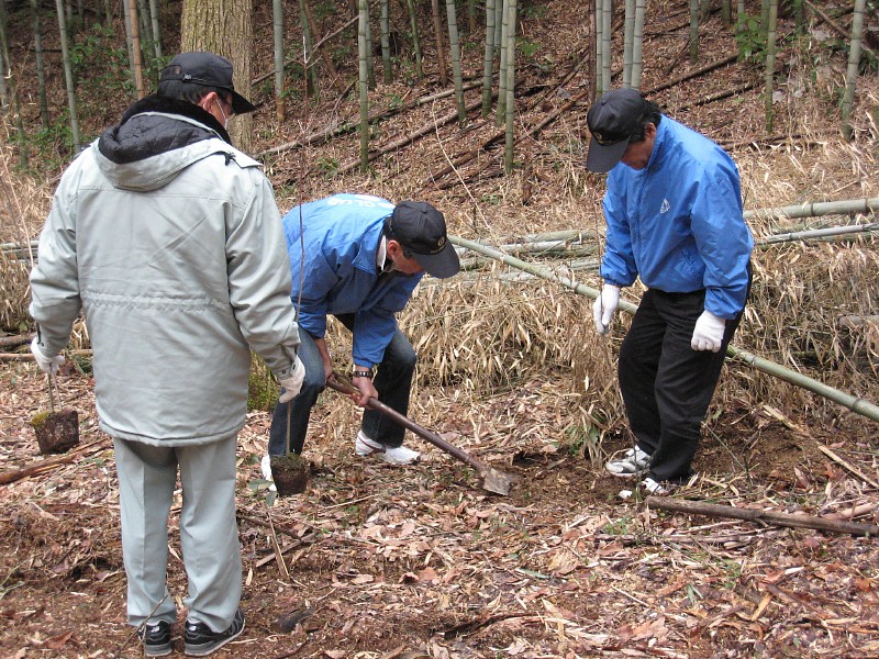 2012040102